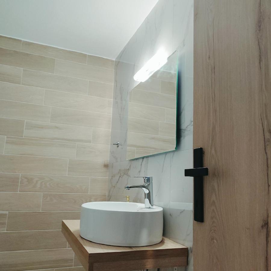 Unique By Perfect-Living Ιωάννινα Appartement Buitenkant foto